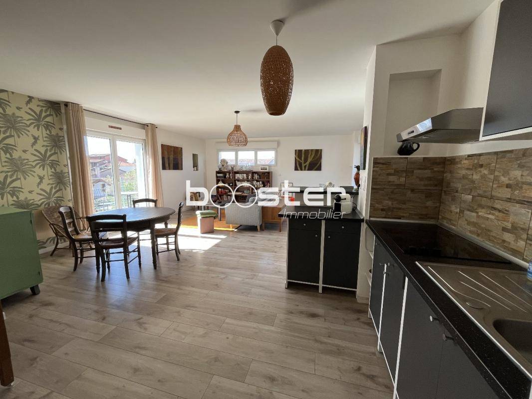 Image de l'annonce Bel appartement 3 pièces en dernier étage…