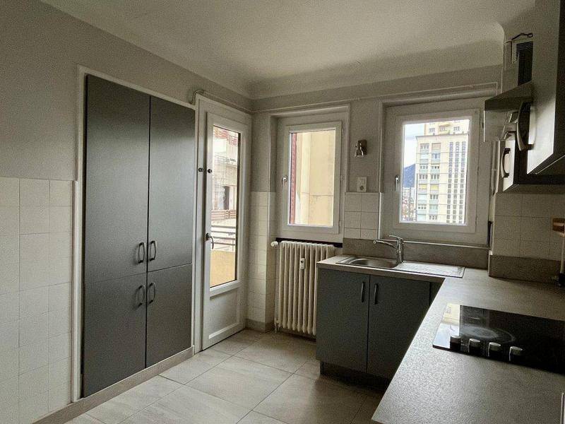 Image de l'annonce À LOUER – Appartement T5 de 84,61…