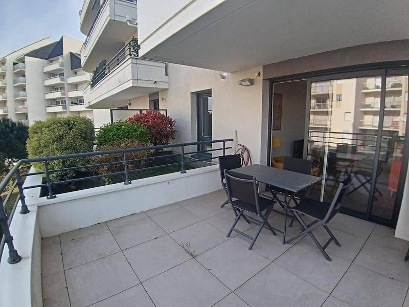 Image de l'annonce 2 PIECES MEUBLE - LE POULIGUEN