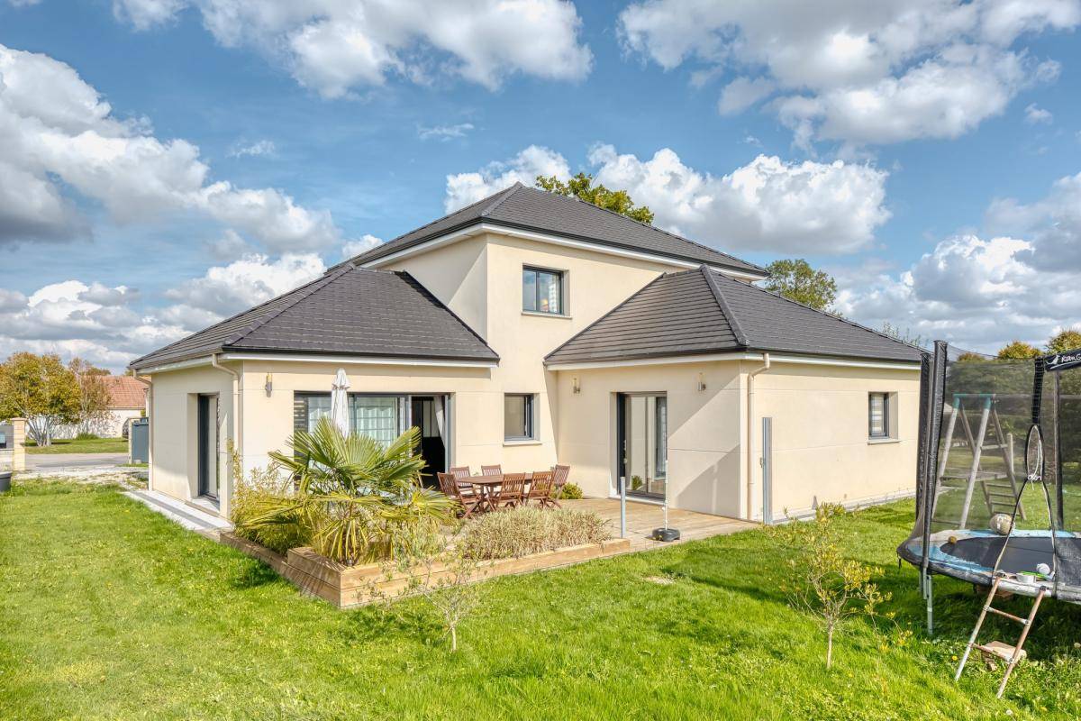 Image de l'annonce Maison semi plain-pied 7 pièces | 169…