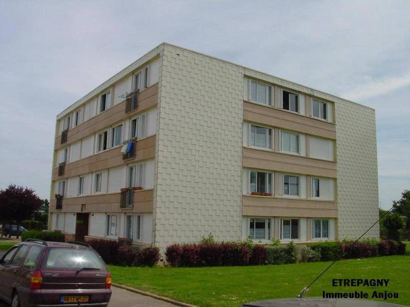 Image de l'annonce ETREPAGNY - T4 de 82 m²