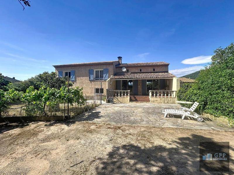 Image de l'annonce CARQUEIRANNE – Maison familiale avec dépendance sur…