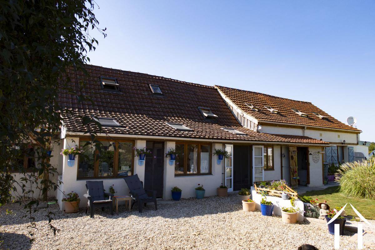 Image de l'annonce Ferme Bressane avec 2 gites et piscine