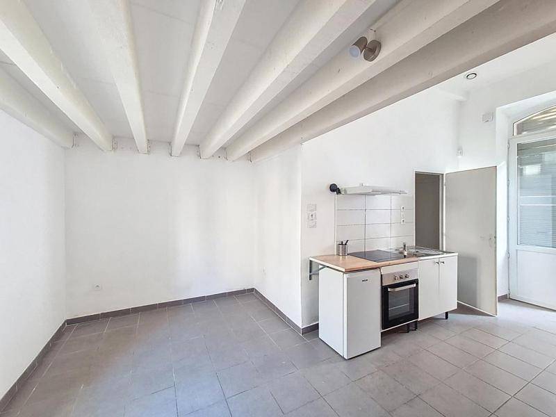 Image de l'annonce A LOUER NIMES P2 de 35 m²