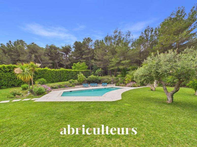 Image de l'annonce Magnifique maison T8 de 233m² sur un…