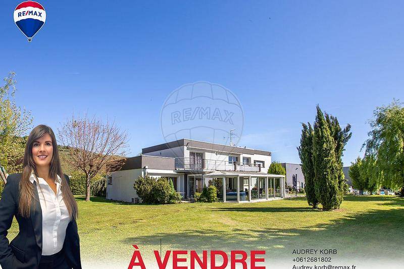Image de l'annonce Maison 6 chambre(s) à vendre