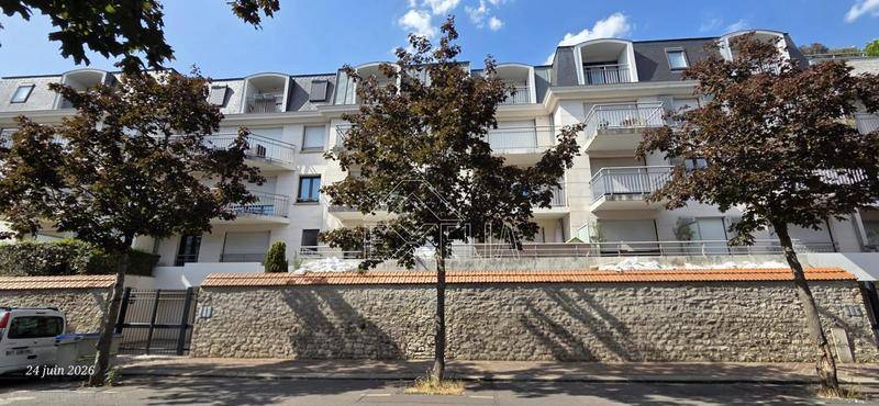 Image de l'annonce Appartement 4 pièces de 96 m² avec…