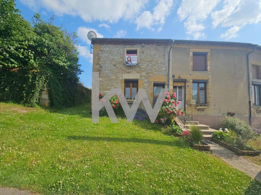 Image de l'annonce À vendre – Grande maison pleine de…