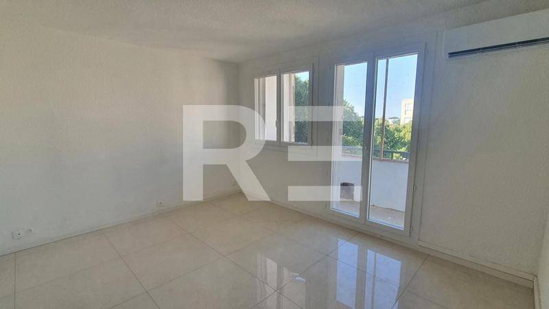 Image de l'annonce APPARTEMENT ENTIEREMENT RÉNOVÉ A LOUER