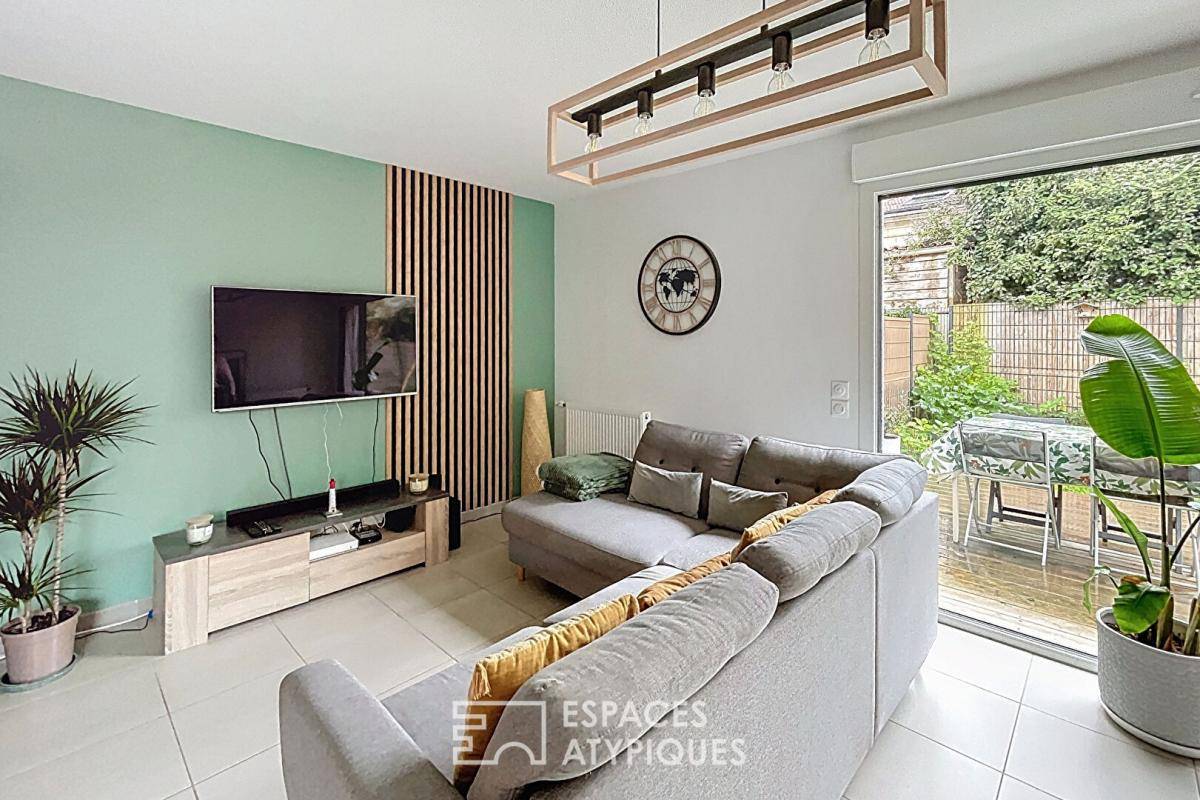 Image de l'annonce Maison récente et contemporaine avec jardin