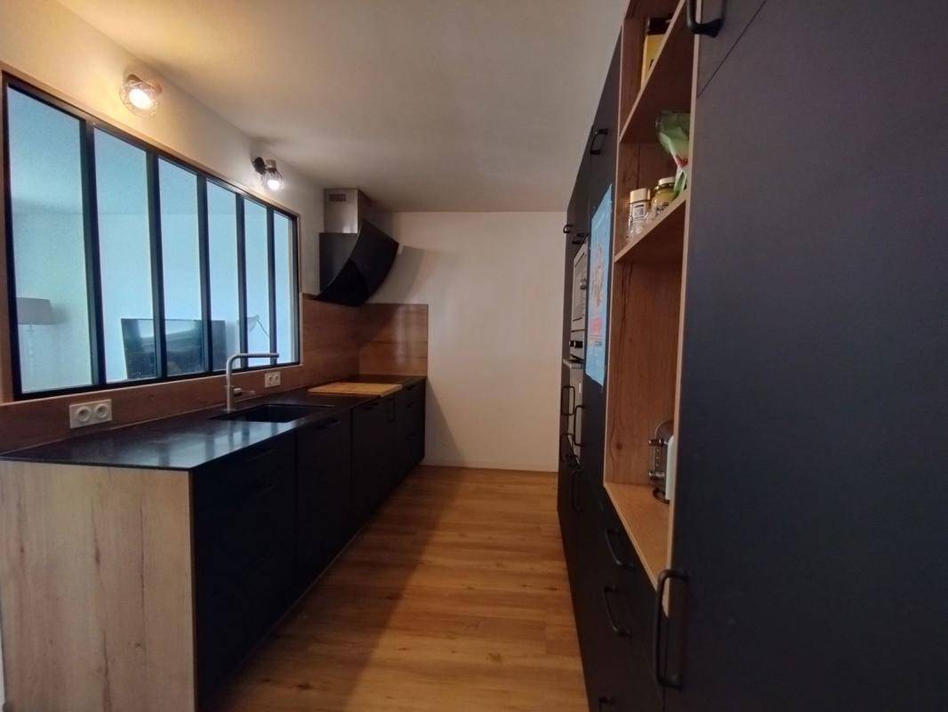 Image de l'annonce VENTE d'un appartement de 5 pièces (123…