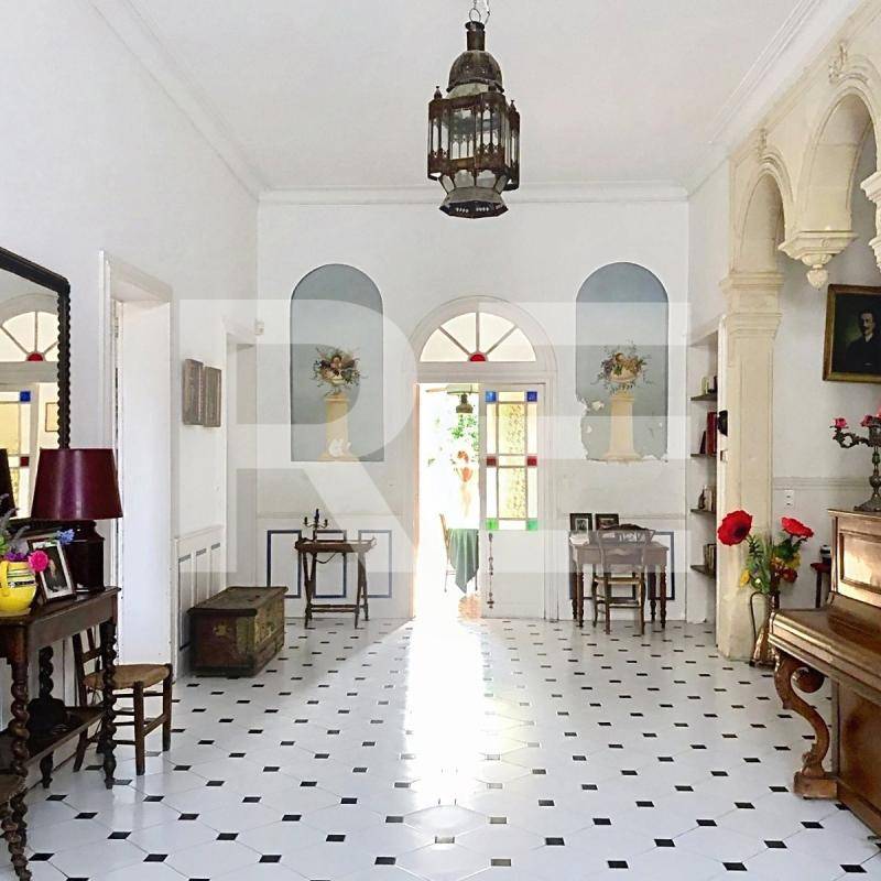 Image de l'annonce MAISON DE MAITRE GALLARGUES LE MONTUEUX