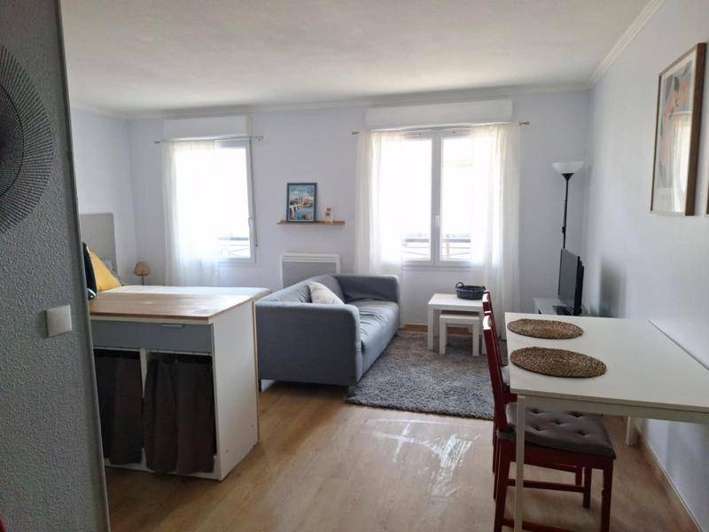 Image de l'annonce Studio meublé de 31 m² avec parking…