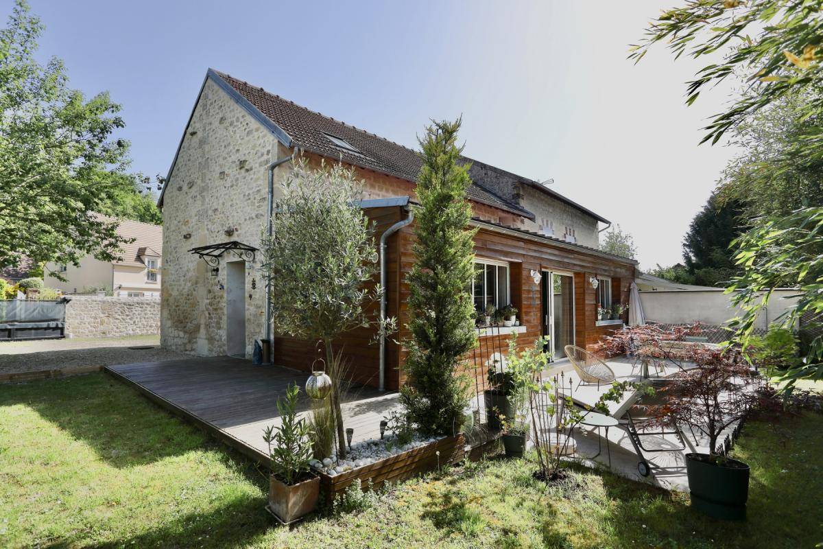 Image de l'annonce Gouvieux • Maison en pierre de taille…