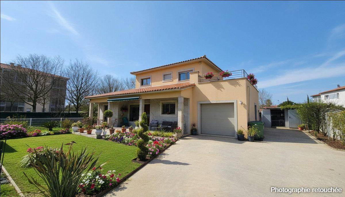 Image de l'annonce Maison de 130m2 à Saint-Laurent-de-la-Salanque