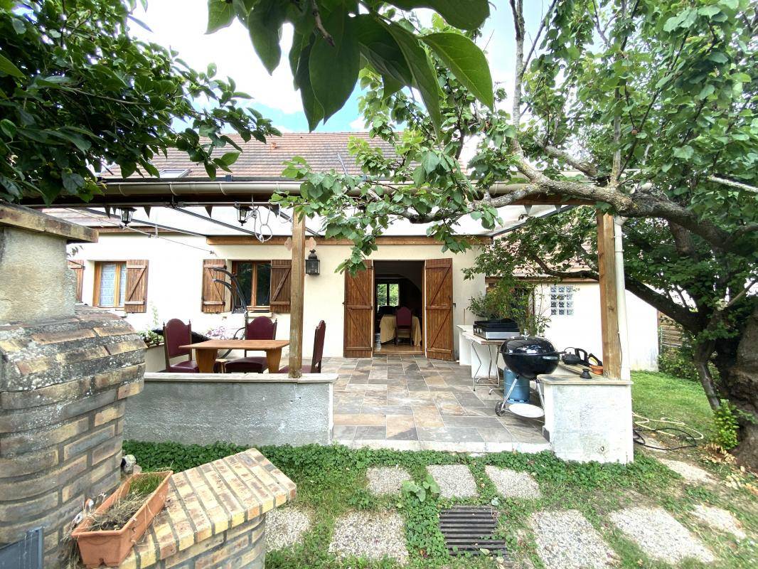Image de l'annonce Maison Rosny Sur Seine 9 pièce(s) 145.33…