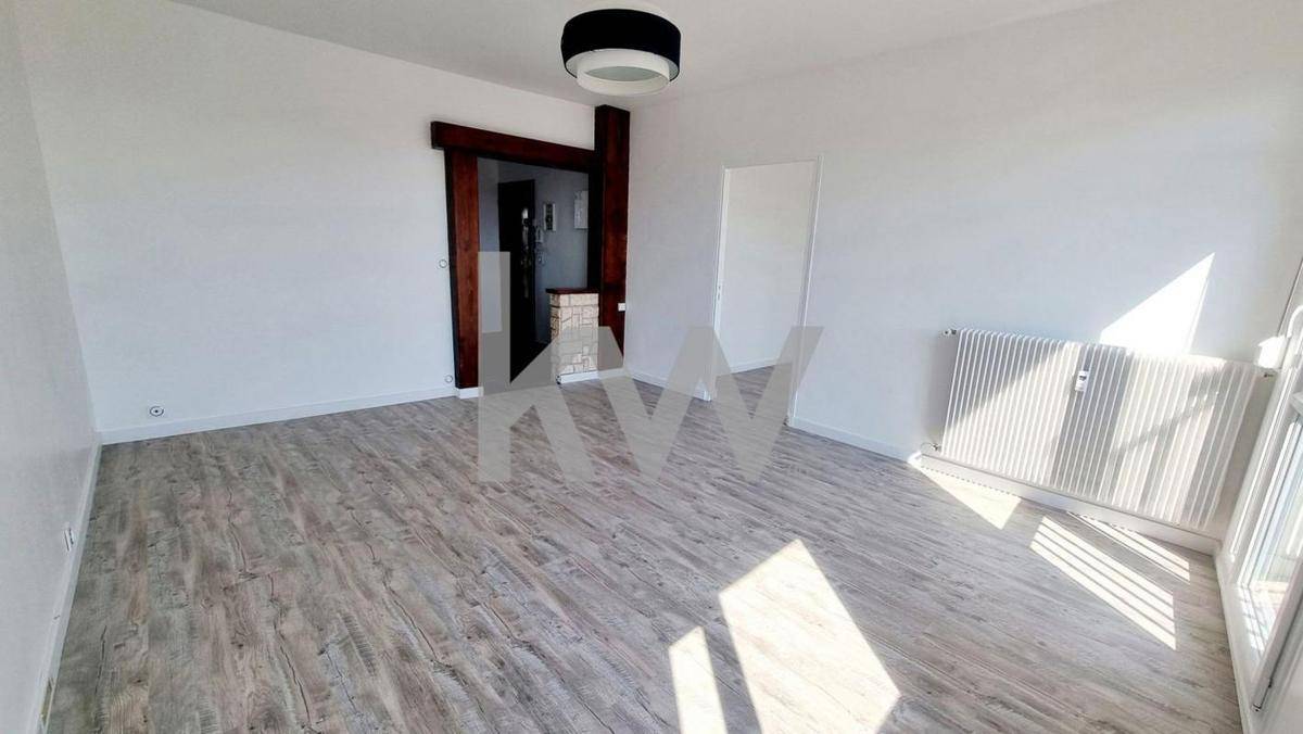 Image de l'annonce Appartement rénové de 2 pièces à vendre…