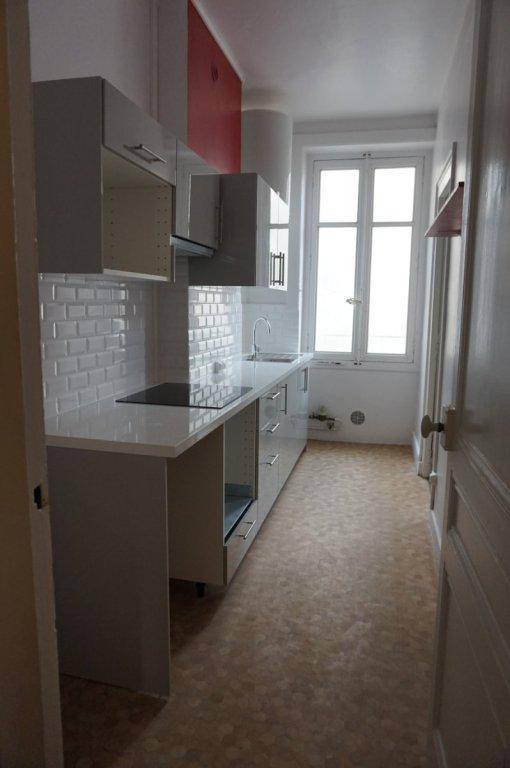 Image de l'annonce F2 - 165 RUE DUGUESCLIN LYON 6