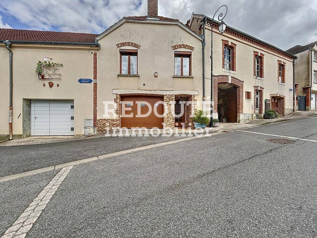 Image de l'annonce ENSEMBLE DE 2 MAISONS AVEC COURS INTÉRIEURS…