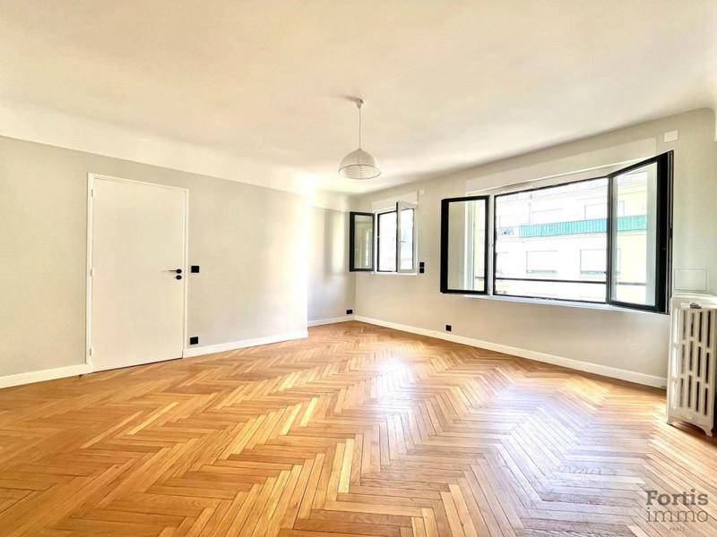 Image de l'annonce PARIS 7 - 3 PIECES AU DERNIER…