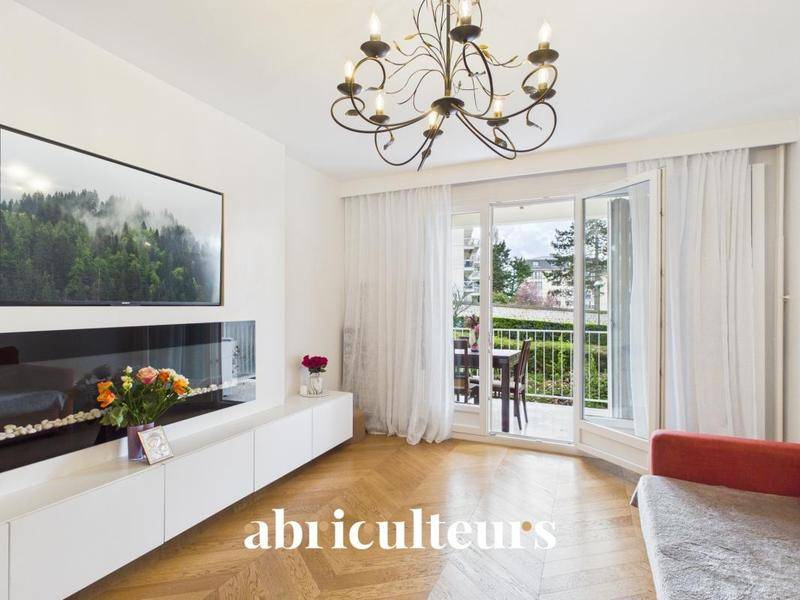 Image de l'annonce Versailles - Magnifique appartement traversant - refait…
