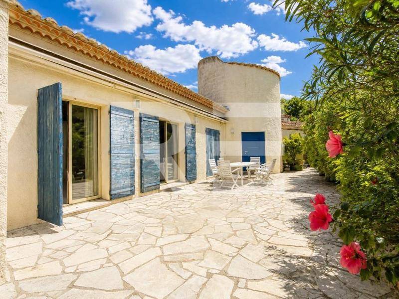 Image de l'annonce Grande maison Familiale avec piscine et garage…