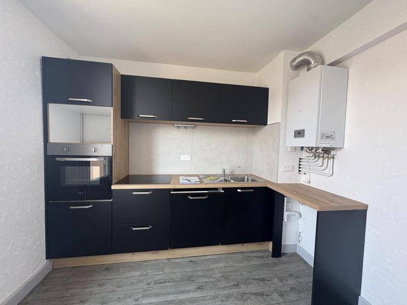 Image de l'annonce Appartement T3 rénové - 61m² - Garage…