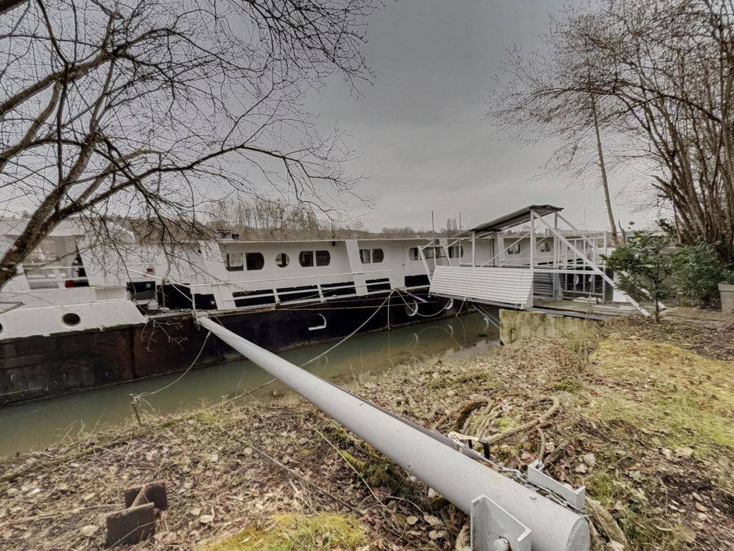 Image de l'annonce Saint-Mammès 77670 - Péniche 230m²