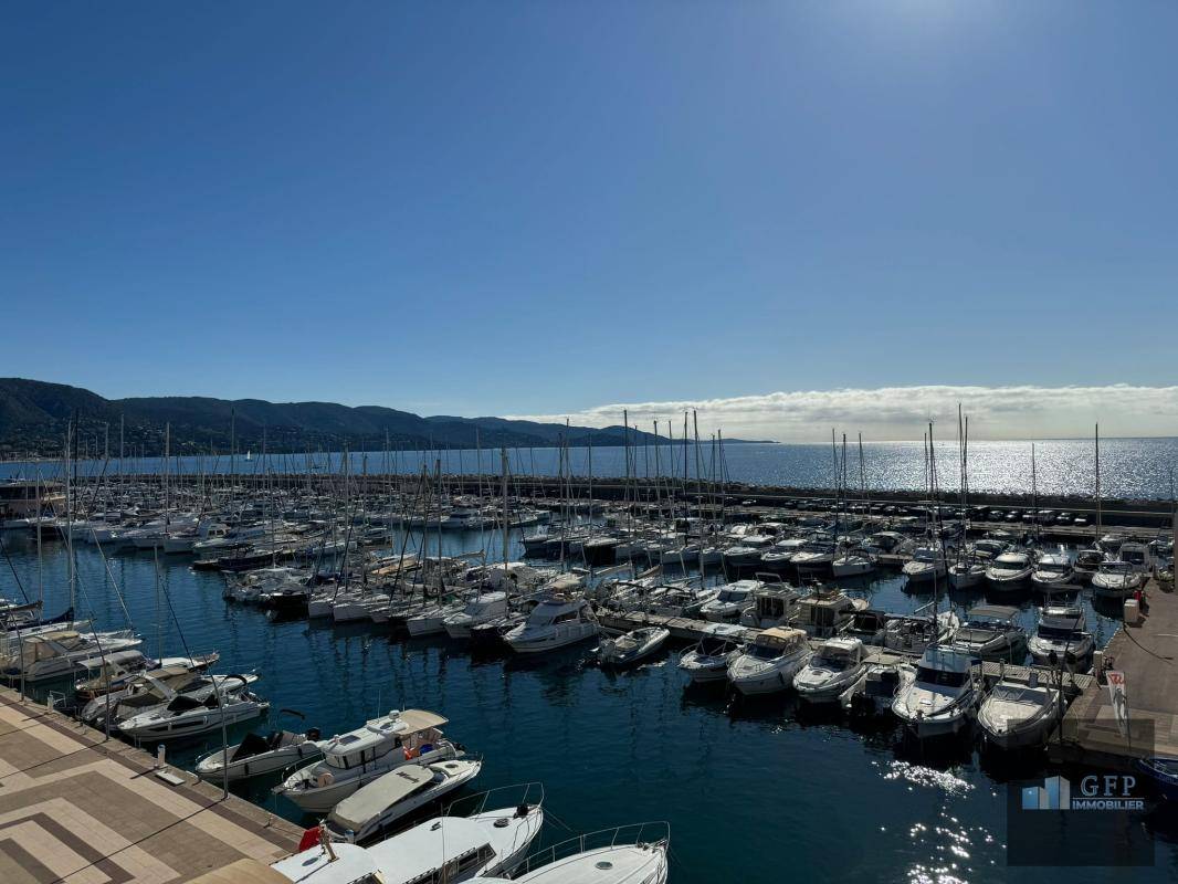 Image de l'annonce PORT DE BORMES – 4 Pièces entièrement…