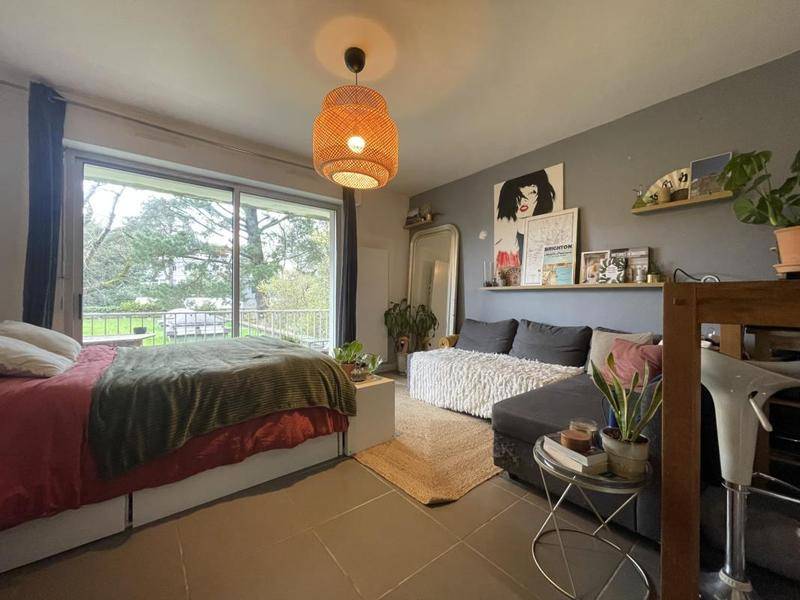 Image de l'annonce studio quartier Dervallières-Zola proche des écoles