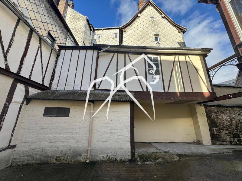 Image de l'annonce Batiment transformable en petite maison avec un…