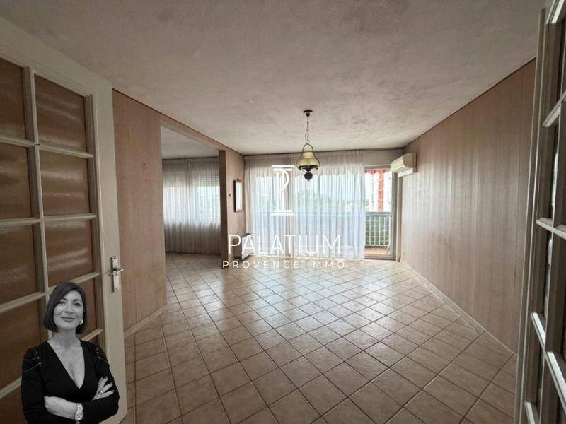 Image de l'annonce Appartement T4 lumineux à SALON DE PCE
