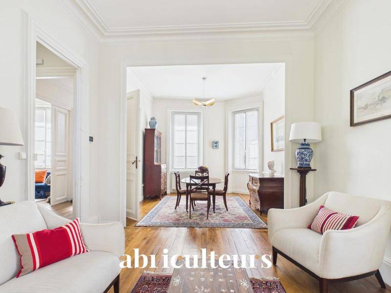 Image de l'annonce Maison de caractère 165 m² avec jardin…