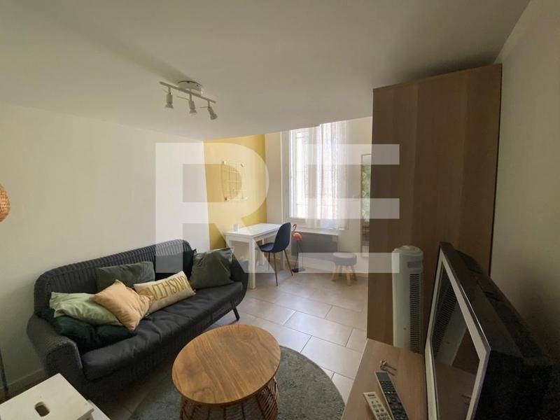 Image de l'annonce Studio mezzanine vendu meublé