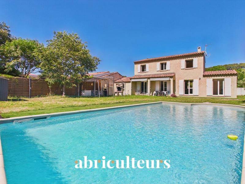 Image de l'annonce Maison 5 chambres avec piscine à Saint-Chamas…