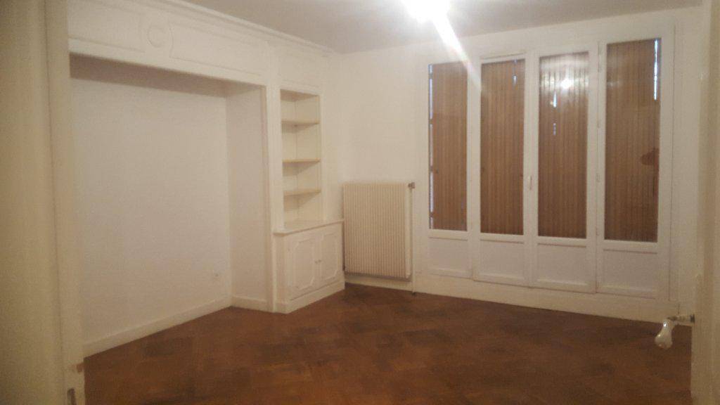 Image de l'annonce 26 RUE DES MARTYRS - SAINT GENIS…