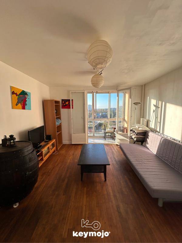 Image de l'annonce Chambre en colocation · 10 m² ·…