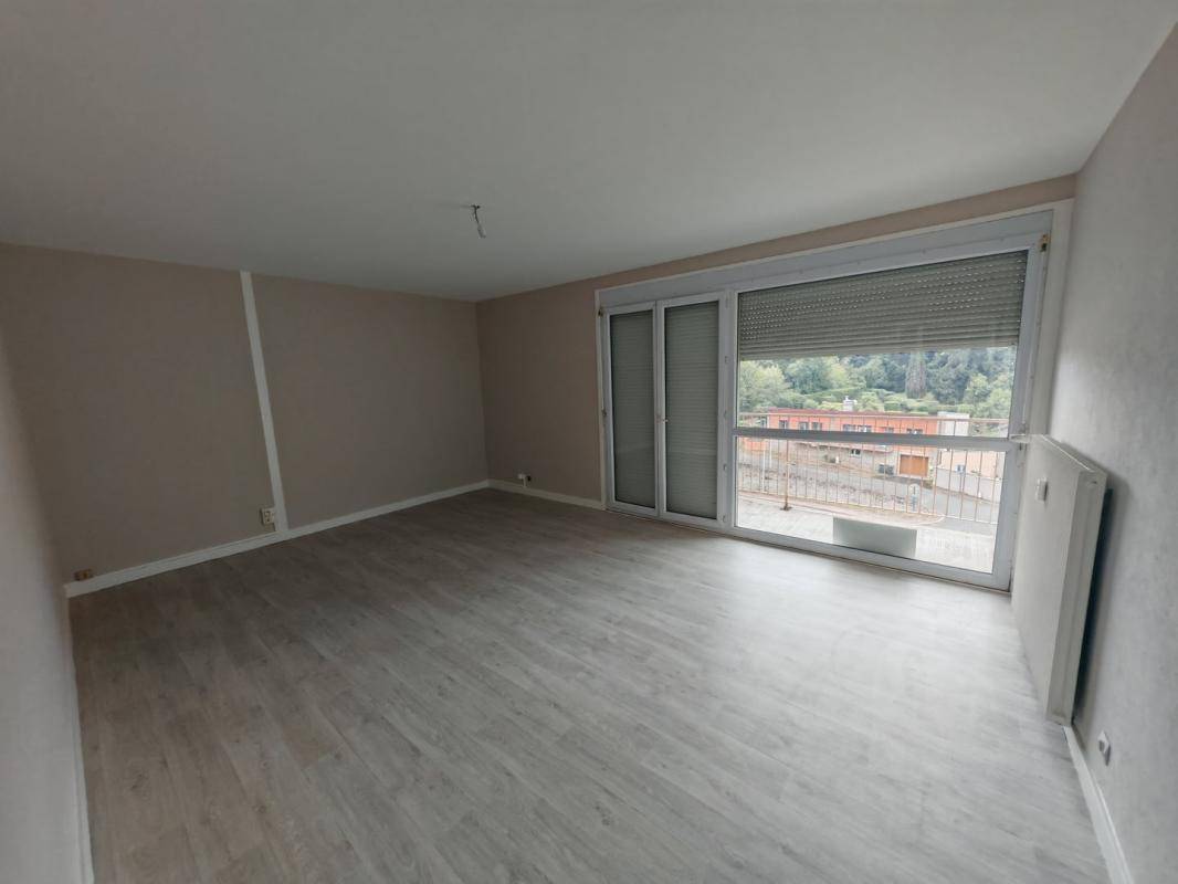 Image de l'annonce Appartement 5 pièces - Montceau-les-Mines