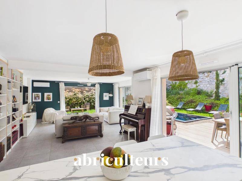 Image de l'annonce Maison familiale contemporaine de 120 m² de…
