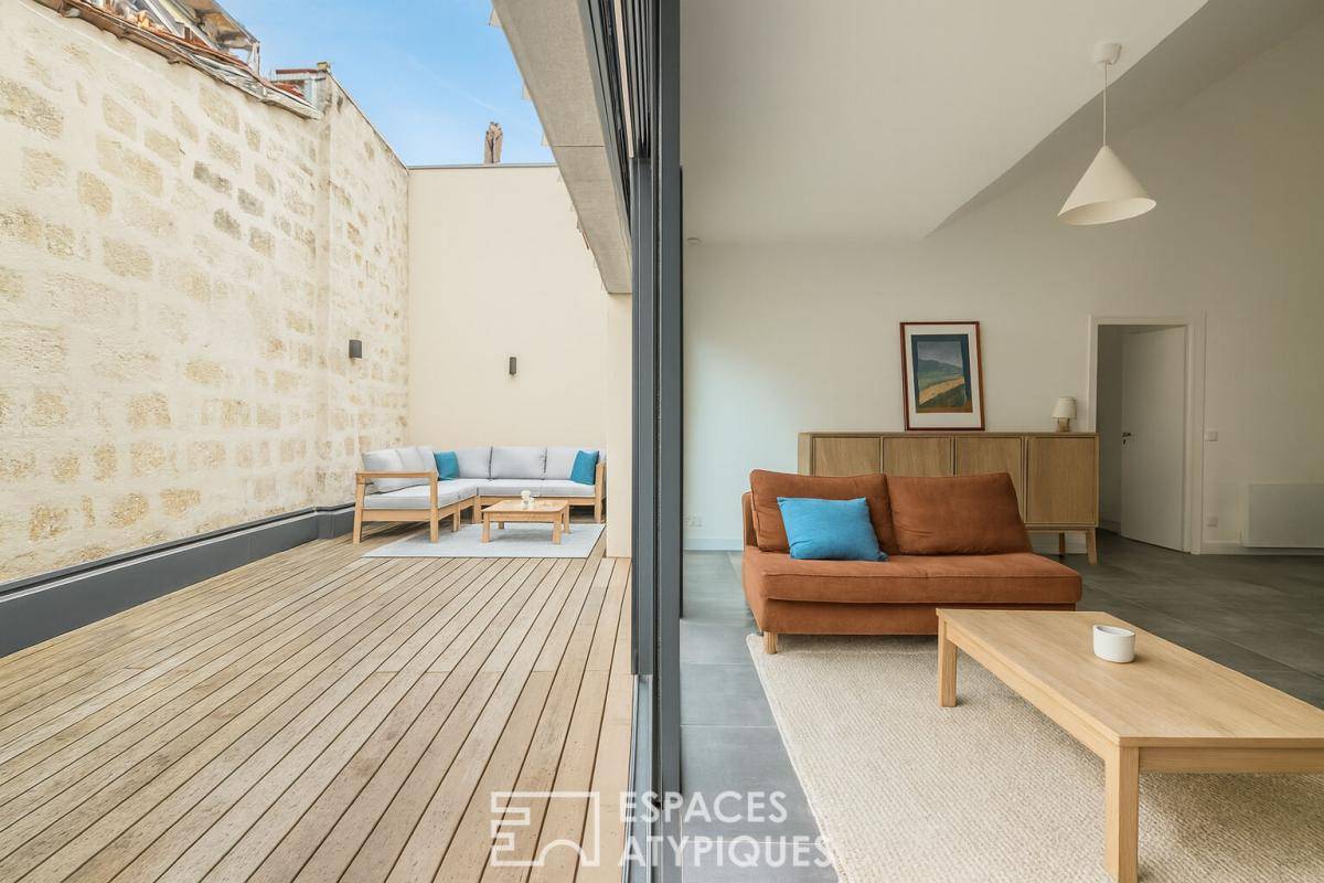 Image de l'annonce Appartement rénové avec grande terrasse aux Chartrons