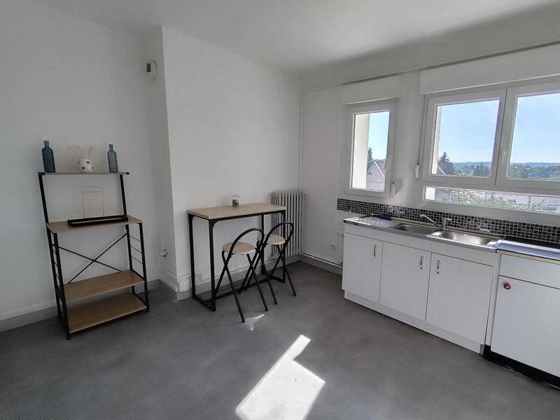 Image de l'annonce TYPE 4 NEUFCHATEAU