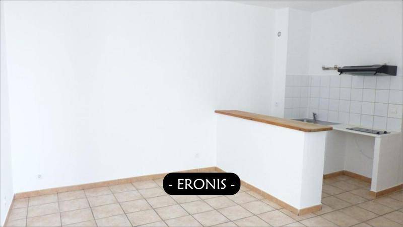 Image de l'annonce Grand studio en centre-ville de Nîmes -…