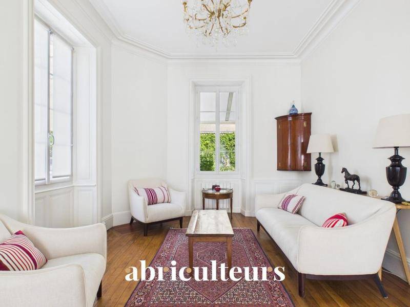 Image de l'annonce Élégante maison de caractère de 185 m²…