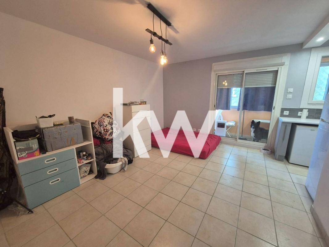 Image de l'annonce LOCATION STUDIO + place de parking -