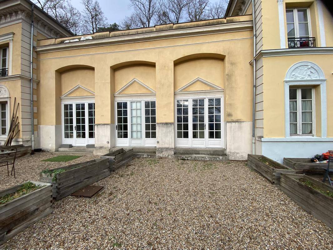 Image de l'annonce CHATEAU DES CELESTINS F2