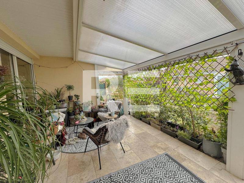 Image de l'annonce MAISON DE PLAINPIED AVEC STATIONNEMENT AUX SENIORIALES