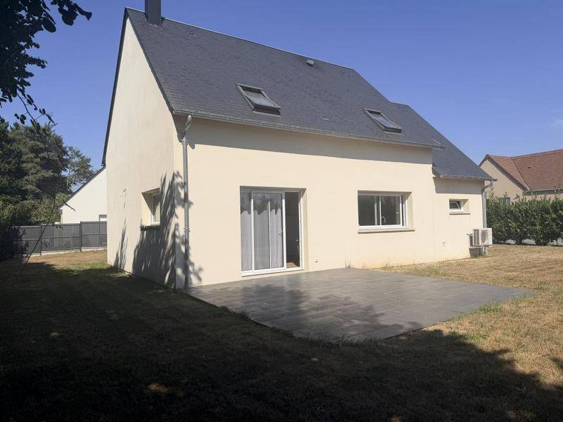 Image de l'annonce A SAINT GATIEN DES BOIS – MAISON…