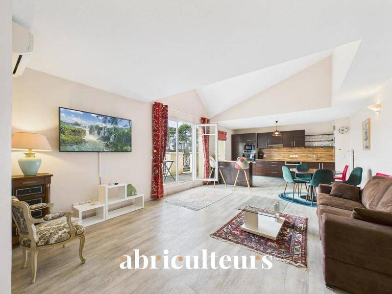 Image de l'annonce Appartement T4 lumineux – Dernier étage et…