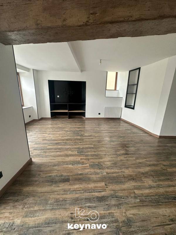 Image de l'annonce T2 · 52 m² · LAVAL