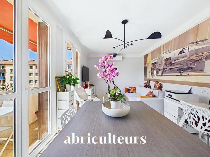 Image de l'annonce Charmant appartement T4 avec balcon à Aix-en-Provence…